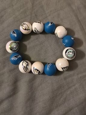 Philadelphia Eagles Blue and White Beaded Stretch Bracelet